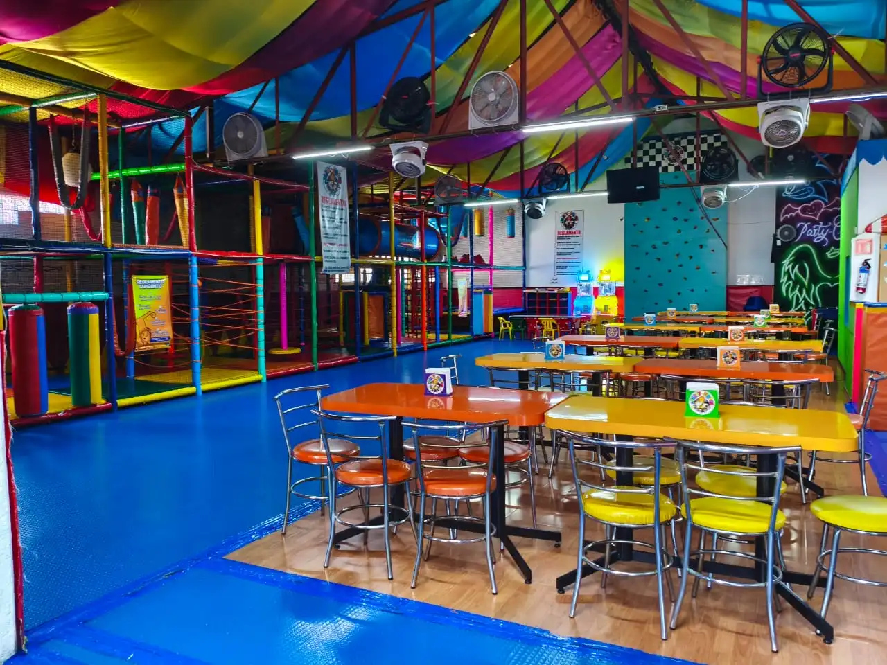 Evento social en salón infantil Party Circus