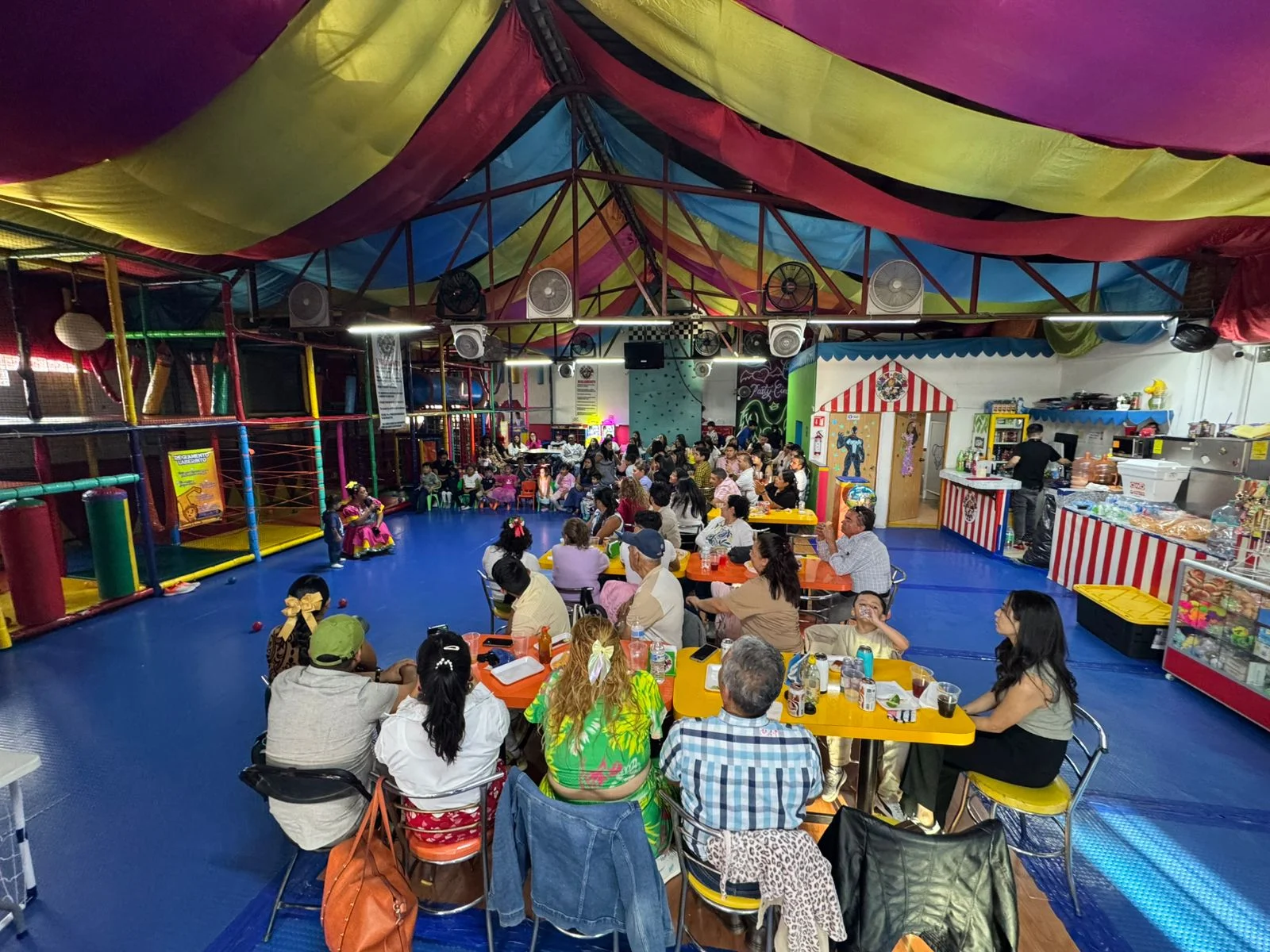 Salón para bautizos en Valle Dorado, Tlalnepantla